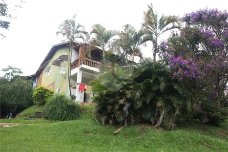 Fazenda/Sítio com 3 Quartos à venda, 335m² no Jardim 21 de Março, Louveira