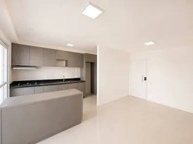 Apartamento com 2 Quartos para alugar, 69m² no Setor Bueno, Goiânia