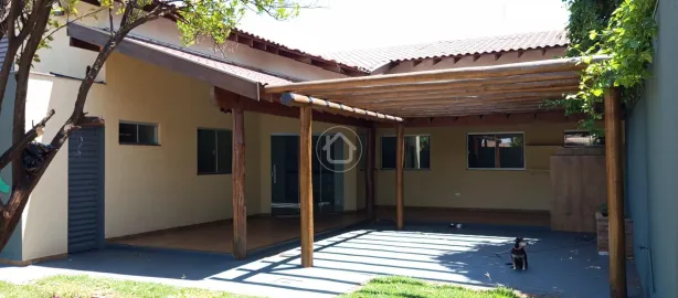 Casa com 3 Quartos à venda, 130m² no Jardim Jockey Club, Campo Grande