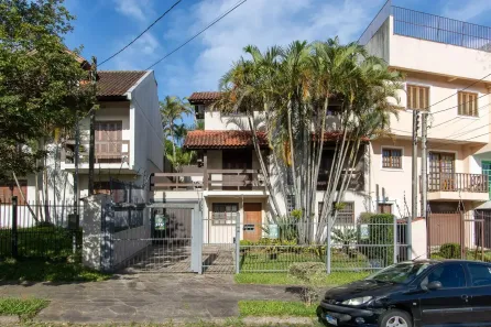 Casa com 3 Quartos à venda, 204m² no Ipanema, Porto Alegre