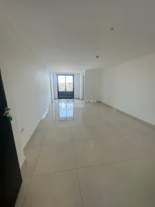 Sala Comercial à venda, 32m² no Parque Jaçatuba, Santo André
