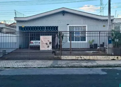 Casa com 4 Quartos à venda, 180m² no Vila Trujillo, Sorocaba