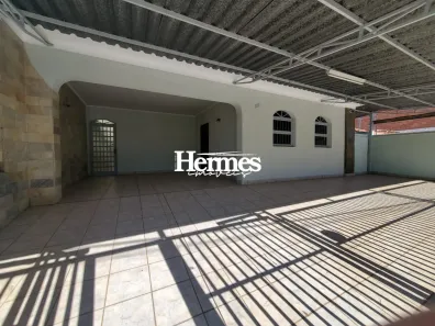 Casa com 3 Quartos para alugar, 245m² no Santa Cecília, Paulínia