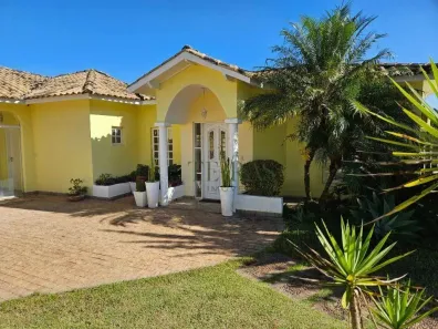 Casa com 3 Quartos para venda ou aluguel, 380m² no Chácara Vale do Rio Cotia, Carapicuíba