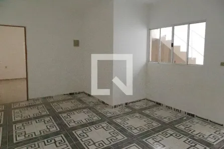 Casa com 2 Quartos para alugar, 95m² no Centro, Guarulhos