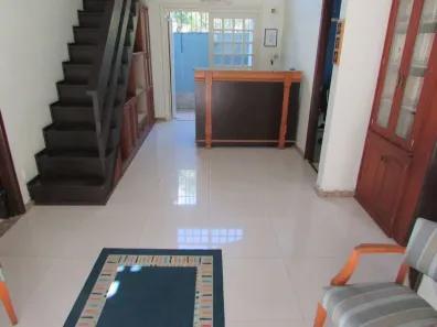 Casa com 4 Quartos à venda, 260m² no Menino Deus, Porto Alegre
