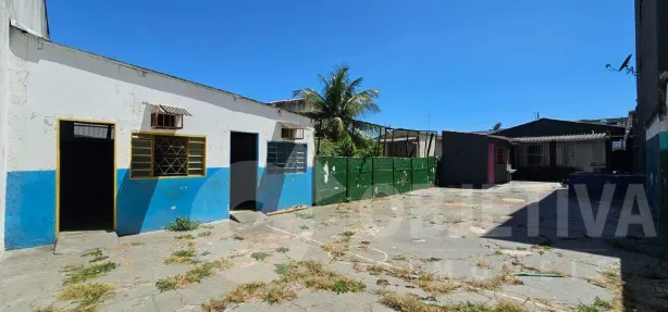 Casa com 3 Quartos para alugar, 120m² no Nossa Senhora Aparecida, Uberlândia