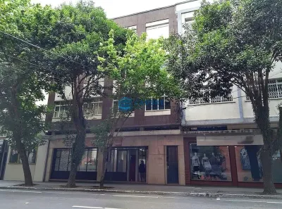 Apartamento com 2 Quartos para alugar, 60m² no Pio X, Caxias do Sul