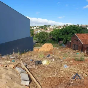 Lote/Terreno à venda, 360m² no Colúmbia, Londrina