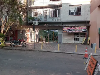 Ponto Comercial à venda, 230m² no Passo da Areia, Porto Alegre