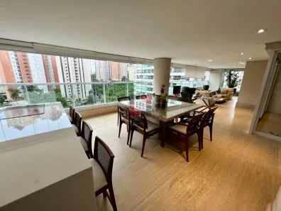 Apartamento com 4 Quartos à venda, 335m² no Vila Uberabinha, São Paulo