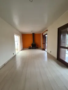 com 5 Quartos para alugar, 185m² no Centro, Canoas