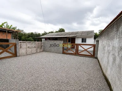 Casa com 2 Quartos para alugar, 40m² no Rio Grande, Palhoça
