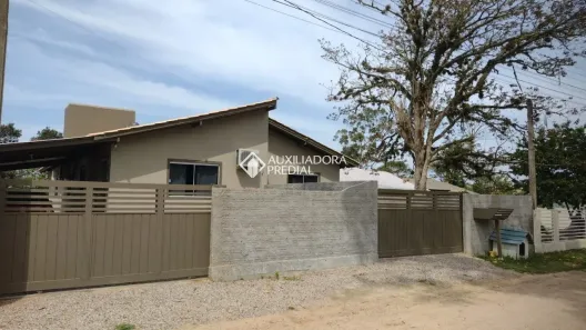 Casa com 2 Quartos à venda, 200m² no Alto Arroio, Imbituba