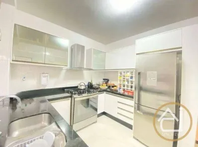 Casa com 3 Quartos à venda, 240m² no Jardim Alvorada, Londrina