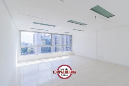 Sala Comercial para venda ou aluguel, 92m² no Centro Histórico, Porto Alegre