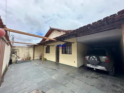 Casa com 3 Quartos à venda, 250m² no Santa Helena, Contagem