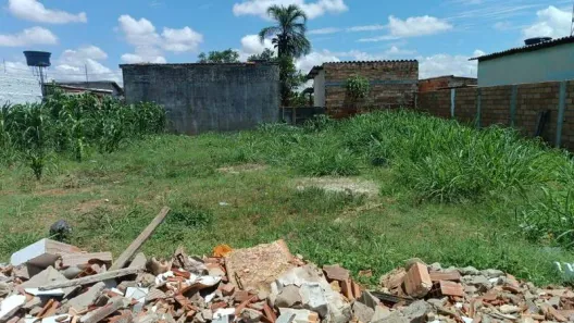 Lote/Terreno à venda, 384m² no Jardim Monte Cristo, Aparecida de Goiânia