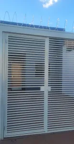 Casa com 2 Quartos para alugar, 65m² no Jardim das Nações, Campo Grande
