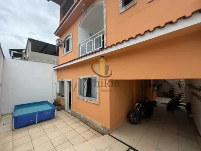 Casa com 3 Quartos à venda, 150m² no Bangu, Rio de Janeiro