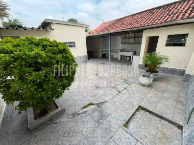 Casa com 2 Quartos à venda, 80m² no Irajá, Rio de Janeiro