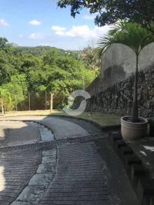 Casa com 4 Quartos à venda, 400m² no Vila Progresso, Niterói