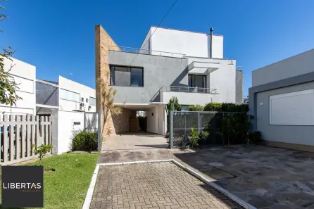 Casa de Condomínio com 3 Quartos à venda, 239m² no Hípica, Porto Alegre