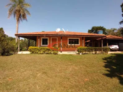 Fazenda/Sítio com 3 Quartos à venda, 346m² no Chácaras Cardoso, Bauru