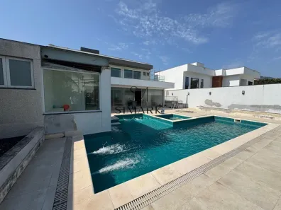 Casa com 6 Quartos à venda, 364m² no Camboinhas, Niterói