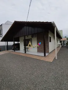 Casa com 4 Quartos à venda, 160m² no Centro, Penha