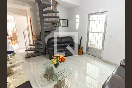 Casa com 3 Quartos à venda, 136m² no Parque Sevilha, São Paulo