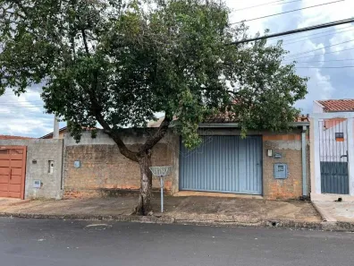 Casa com 2 Quartos à venda, 125m² no Jardim Roberto Selmi Dei, Araraquara