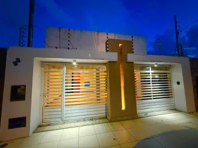 Casa com 4 Quartos à venda, 192m² no Luzia, Aracaju