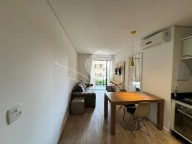 Apartamento com 1 Quarto para alugar, 48m² no Cambuí, Campinas