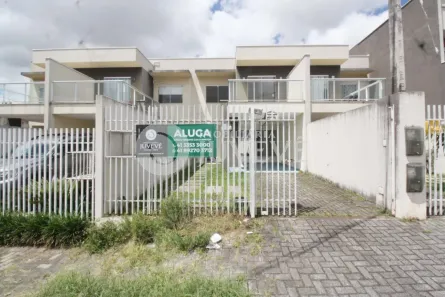 Sobrado com 3 Quartos para alugar, 122m² no Xaxim, Curitiba