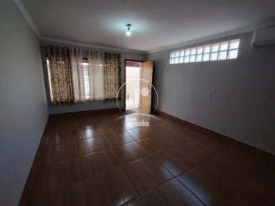 Sobrado com 3 Quartos à venda, 198m² no Vila Scarpelli, Santo André