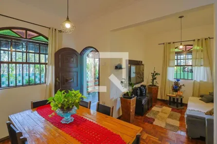 Casa com 6 Quartos à venda, 300m² no Padre Eustáquio, Belo Horizonte