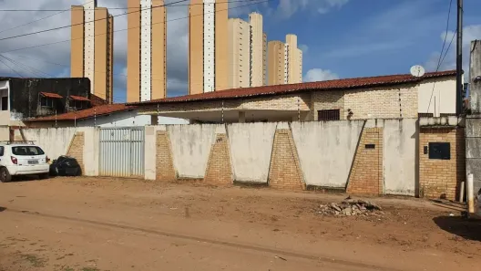 Casa com 3 Quartos para venda ou aluguel, 280m² no Pitimbu, Natal