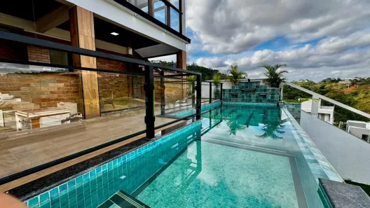 Casa de Condomínio com 4 Quartos à venda, 400m² no Salvaterra, Juiz de Fora