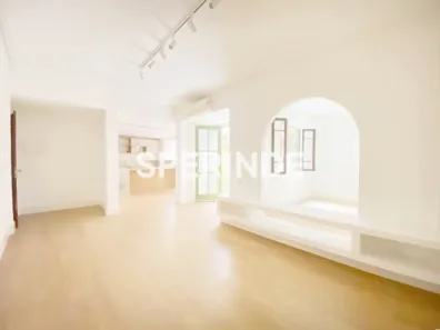 Apartamento com 2 Quartos para alugar, 100m² no Independência, Porto Alegre