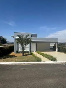 Casa de Condomínio com 3 Quartos para alugar, 350m² no Curitibanos, Bragança Paulista