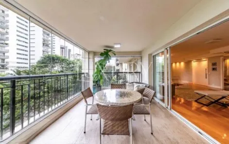 Apartamento com 3 Quartos à venda, 210m² no Indianópolis, São Paulo