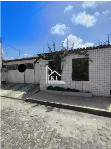Casa com 3 Quartos à venda, 200m² no Emaús, Parnamirim