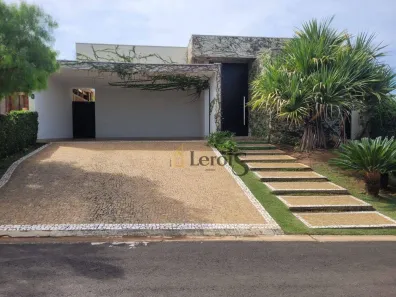 Casa de Condomínio com 3 Quartos para alugar, 261m² no Jardim Villas do Golf, Itu