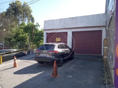 Galpão/Depósito/Armazém para alugar, 300m² no Parque Brasil, São Paulo