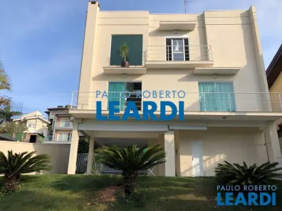 Casa de Condomínio com 3 Quartos à venda, 248m² no Jardim Imperial, Arujá