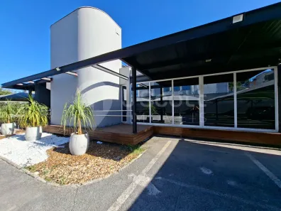 Ponto Comercial para alugar, 325m² no Jardim Petrópolis, São Paulo