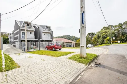 Sobrado com 3 Quartos à venda, 114m² no São João, Curitiba