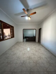 Casa com 3 Quartos à venda, 204m² no Jardim Antártica, Ribeirão Preto