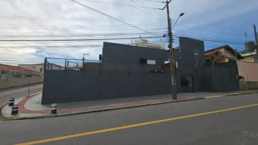 Ponto Comercial à venda, 340m² no Estreito, Florianópolis